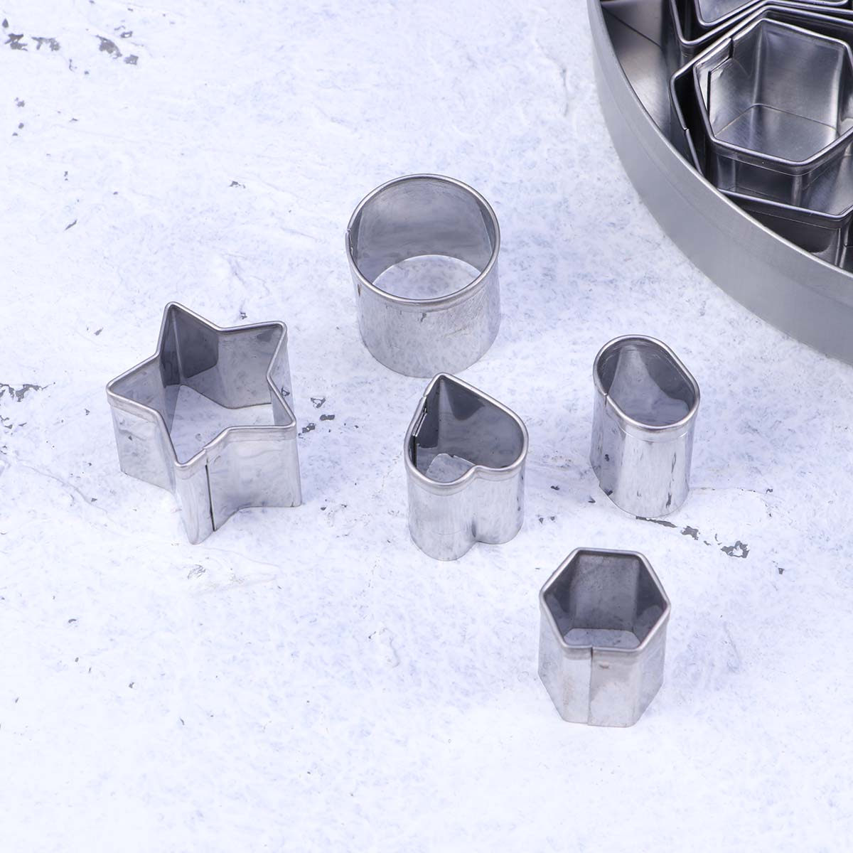 مجموعة قوالب تقطيع البسكويت ال - مراجعة Baking Kitchen Set وسعره